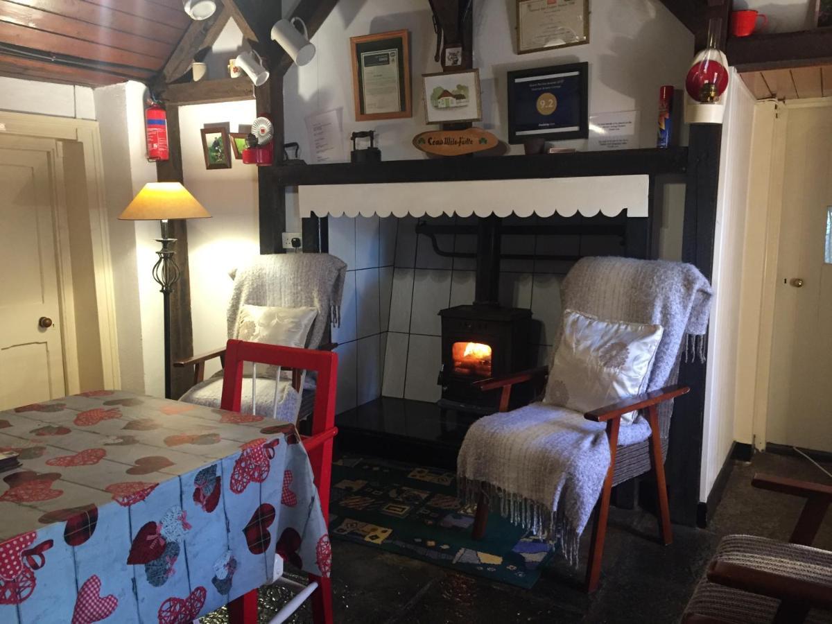 Cummins Cottages Ballycrossaun Extérieur photo