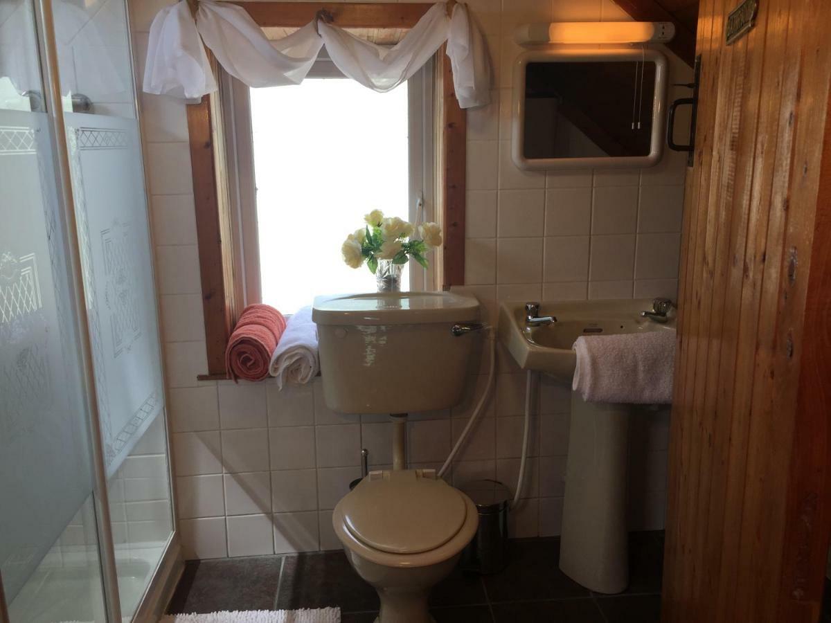 Cummins Cottages Ballycrossaun Extérieur photo